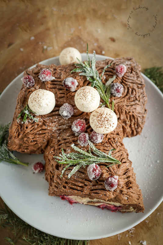 Festliche Baumstamm-Torte - Jenny is baking Festliche Baumstamm-Torte - Jenny is baking